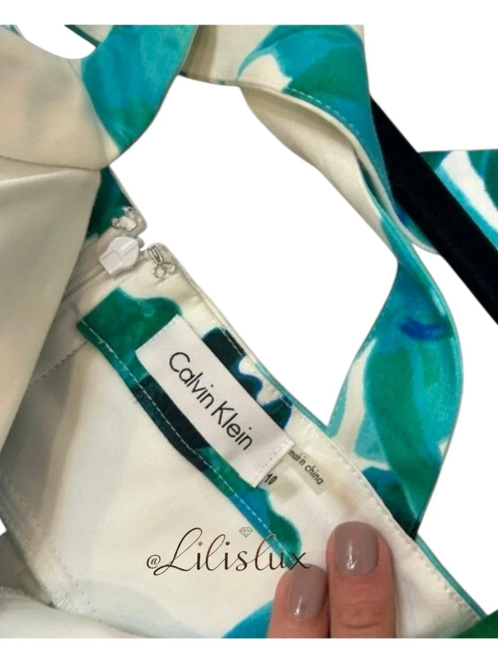 Calvin Klein White Blue And Green V Neck Fit And Flare Dress Size 10